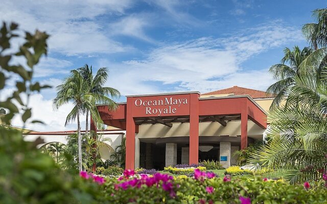 Отель Ocean Maya Royale Плайякар вид на фасад