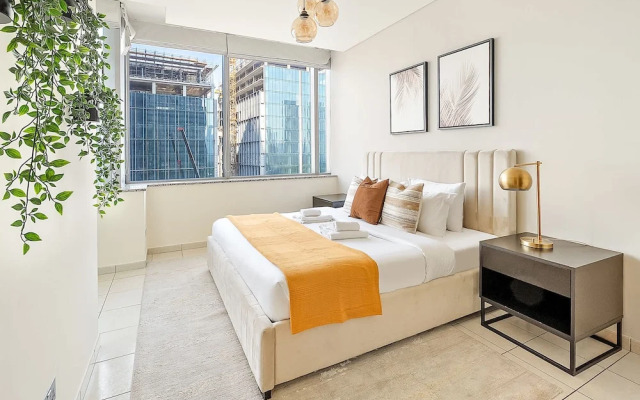 Silkhaus Premier 2bdr Sky Gardens Difc