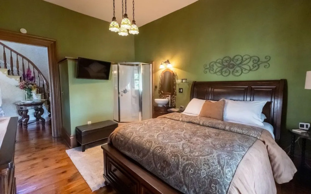 Braywood Inn