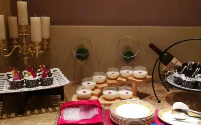 Yichang Juneyao Jinjiang International Hotel