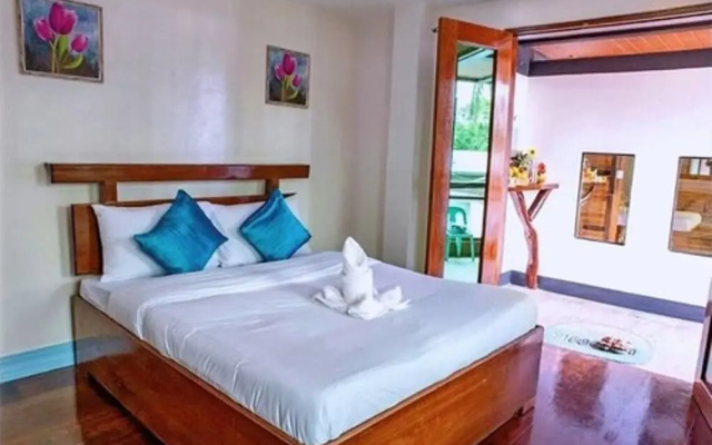 Parrots Boutique Resort