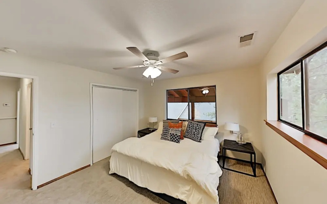1168laus 5 Bedroom Home