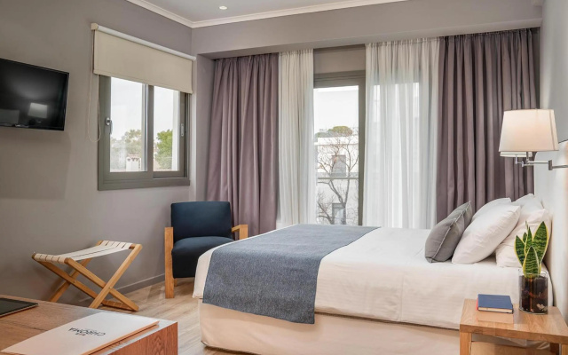 Chroma Fashion Rooms & Apartments