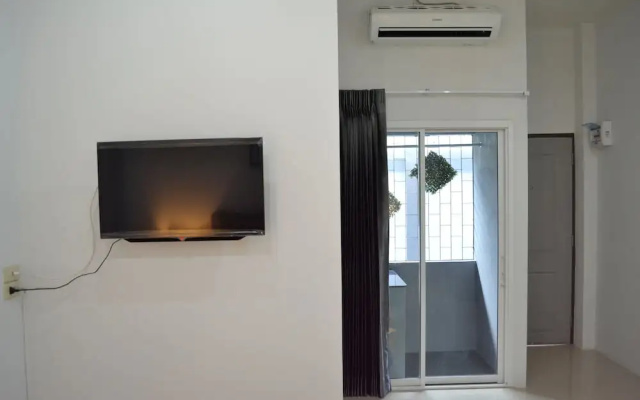 Icon Place Apartment