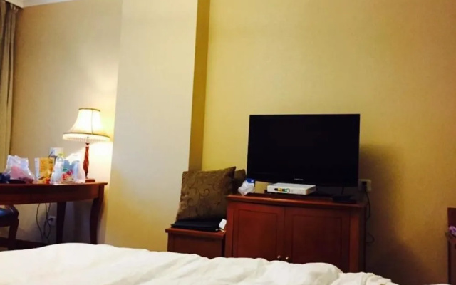 New Era Hotel