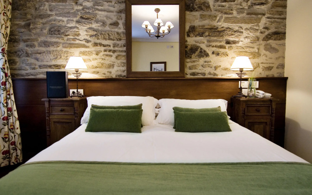Hostal San Clemente by Pousadas de Compostela