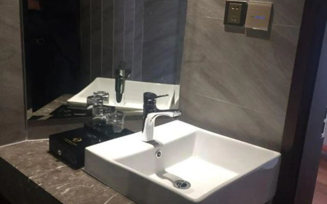 Shanghai Jiuduo Selected Hotel