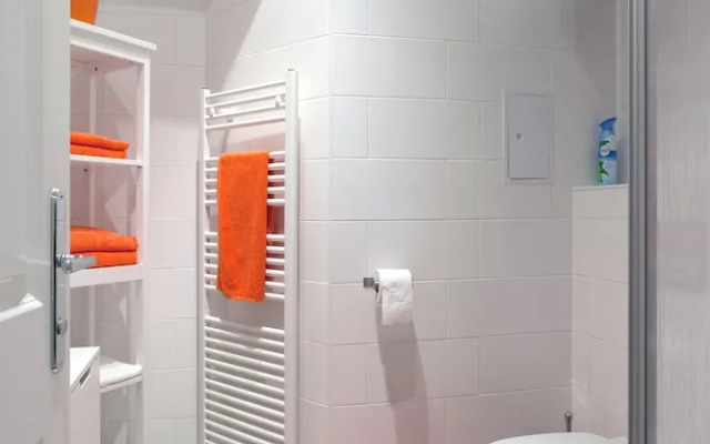 Apartment Theresiengasse Check in 15h to 22h Only