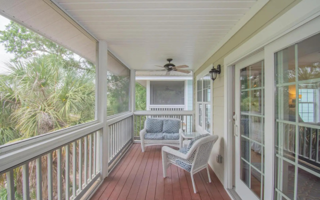 694 Bonito Rd