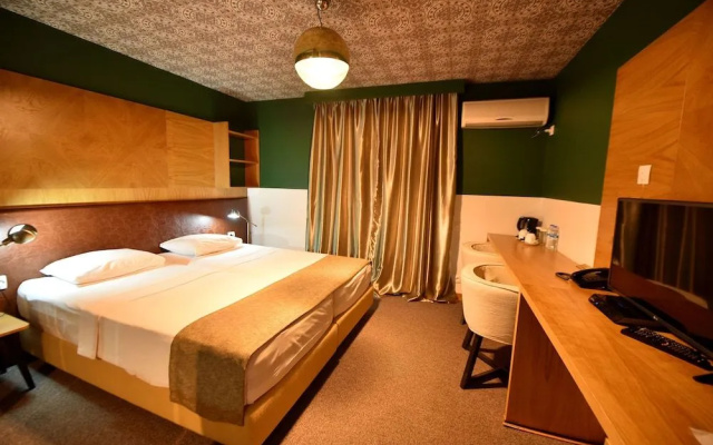 Kshotel