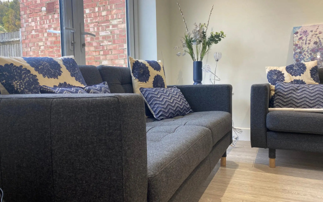 Gladstone Apartments by Bluebell Rooms