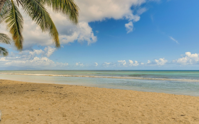 Hillside Vieques Casita w/ Pool & Hot Tub Access!
