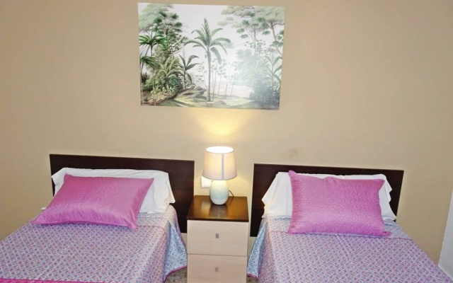 Apartamento Infante A - 13º -  1ª (Sólo Familias)