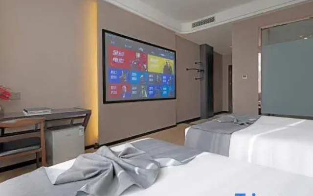 MEHOOD EZZI Hotel (Jinzhong Daxuecheng Wusu Airport)