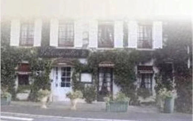 Hotel Restaurant Les Crapouilles