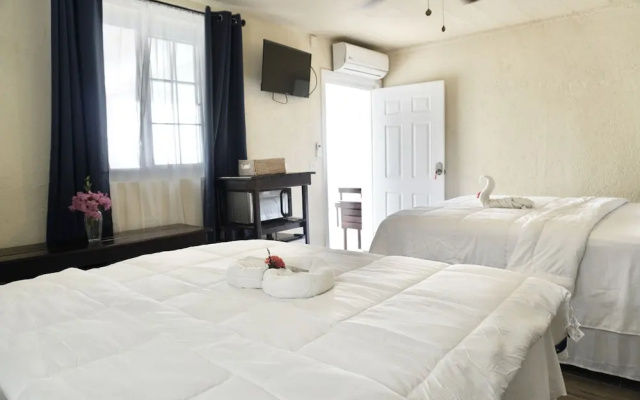 Lunas View Hotel and Restaurant