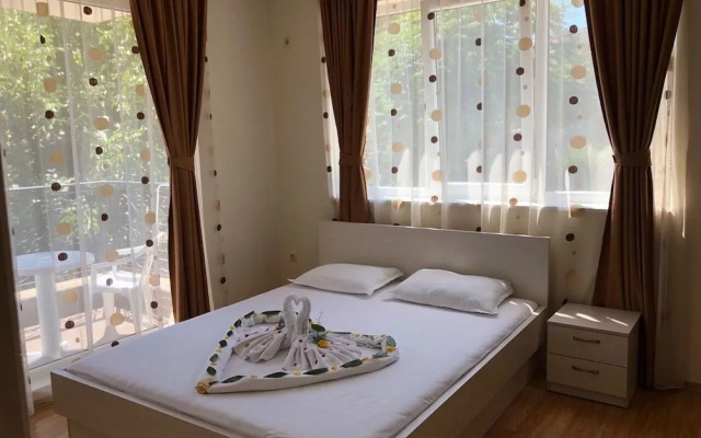Mellia Ravda Apartments