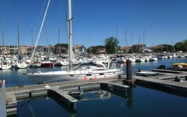 Bateau DHôtes Fisaloey