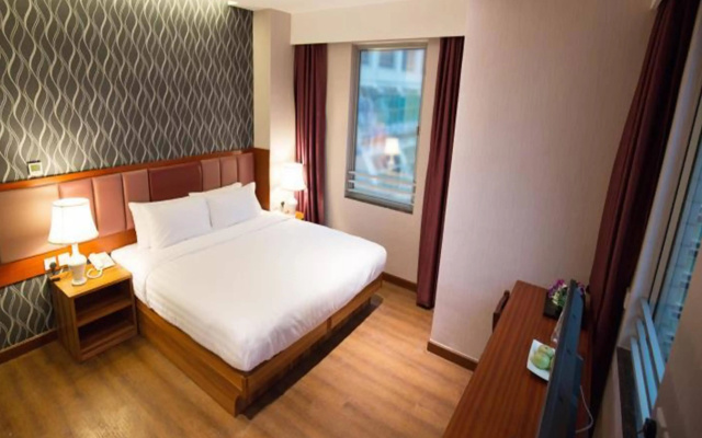 Отель Metro Winner Hotel