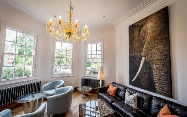 Leverhulme Hotel