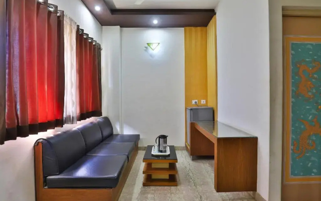 Tree Top Residency by OYO Rooms