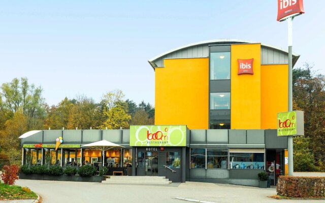 Отель ibis Zurich Adliswil вид на фасад