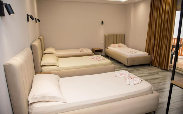 New Donantelo Hotel