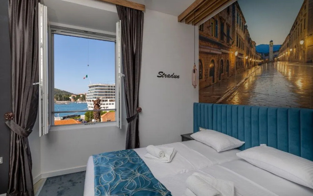 Apartments and rooms Naida