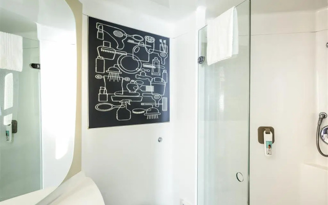 ibis Leicester City