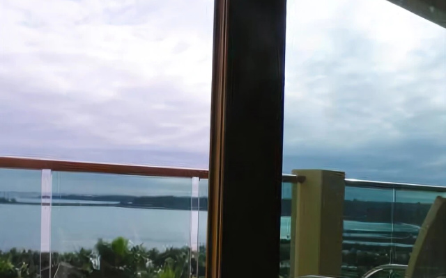 Xuwen Yushuiwan Hot Spring Hotel
