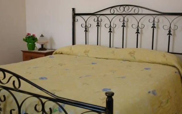 La Grevillea