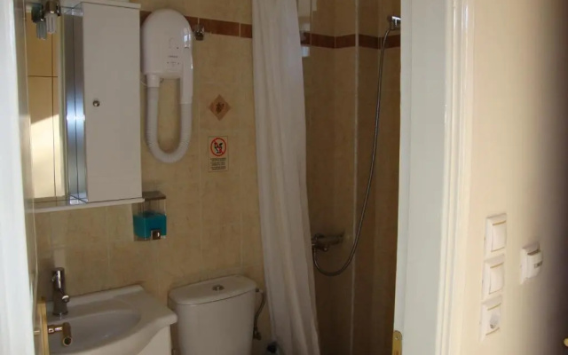 Bistola Guesthouse