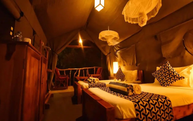 Athgira River Camp