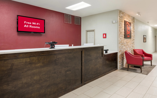 Red Roof Inn Temple