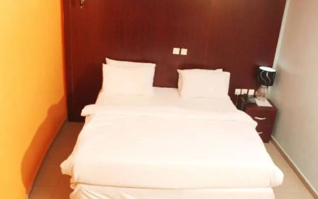 Room-royalrex Hotel-guest Room