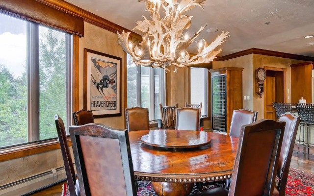 McCoy Peak Lodge by East West Hospitality