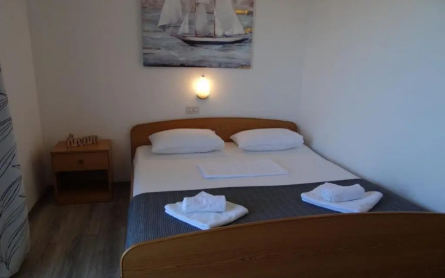 Apartments Mara - 70m from the sea