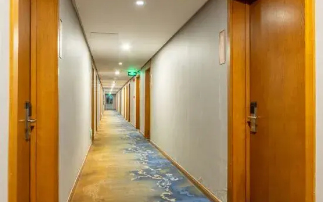 Jinchen Hotel (Taiyuan South Station Shanxi Tourism Vocational College Branch)