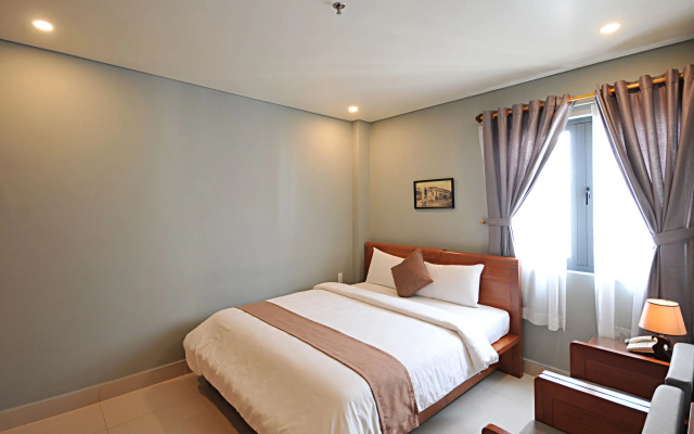 Elong me Hotel
