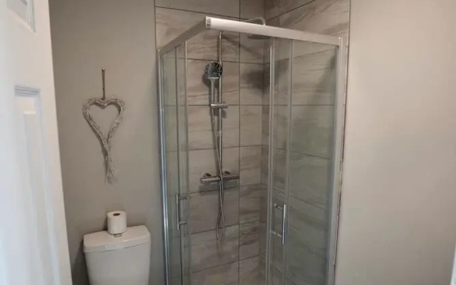 Newly Renovated Apartment in Scarborough