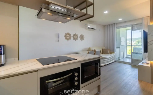Comfort and Pool Near the Beach - Rhl0302
