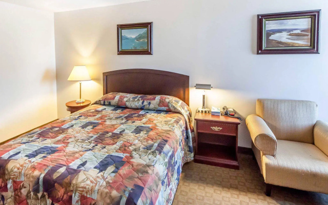 Motel 6 Brooks, AB