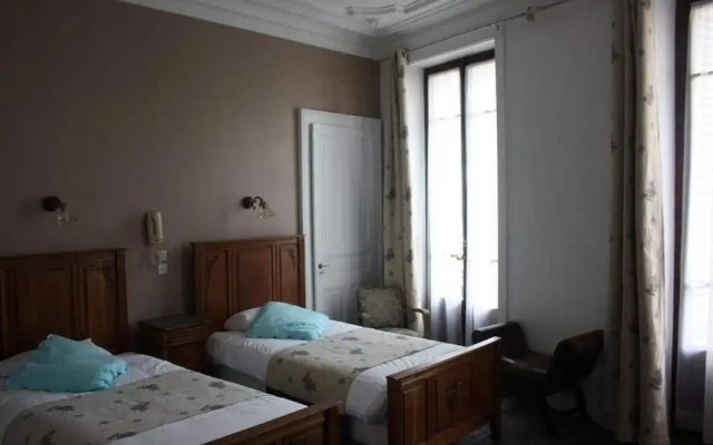 Hotel Savoy