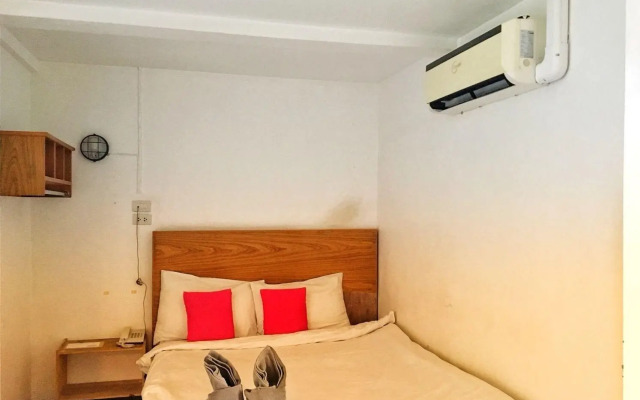 I Room Hotel
