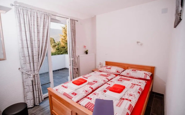House Karakas