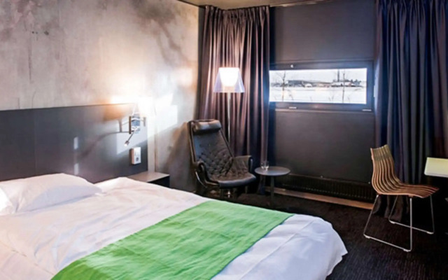 Comfort Hotel RunWay
