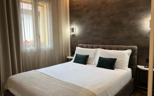 DR54 Apartments