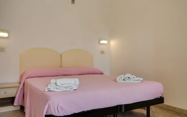 Hotel Smile