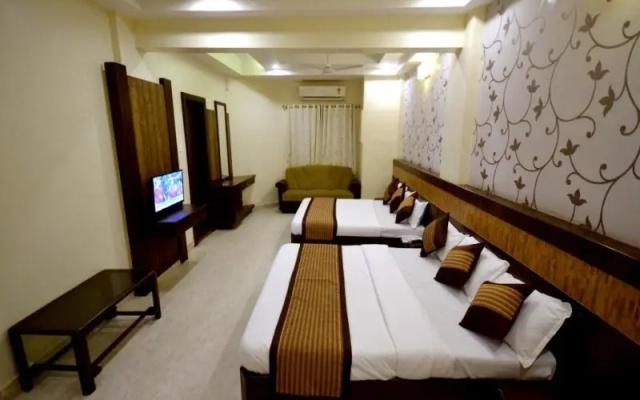 hotel sai yatri