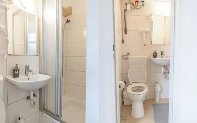Luxury Flat with Access to Danube